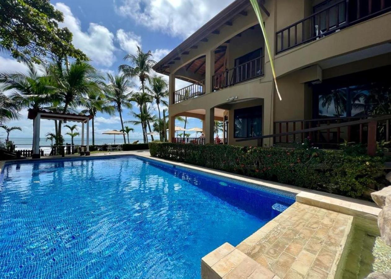 The Backyard Beachfront Hotel Jaco Exterior photo