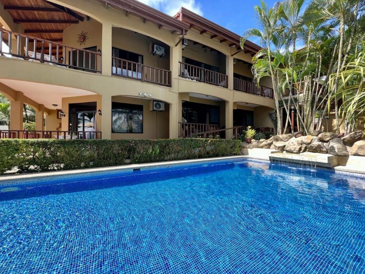 The Backyard Beachfront Hotel Jaco Exterior photo
