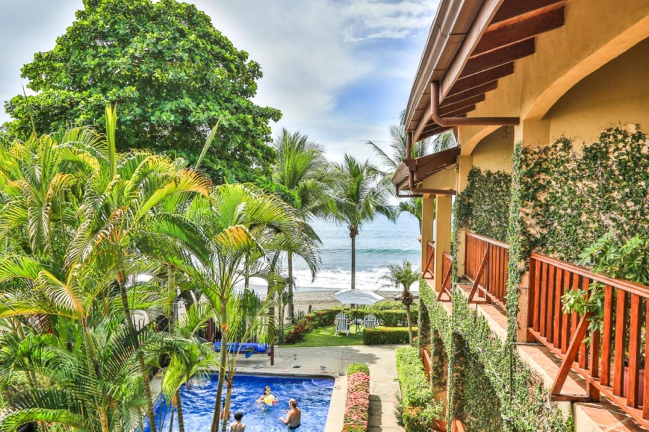 The Backyard Beachfront Hotel Jaco Exterior photo