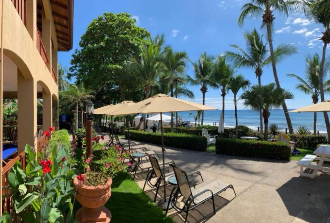 The Backyard Beachfront Hotel Jaco Exterior photo