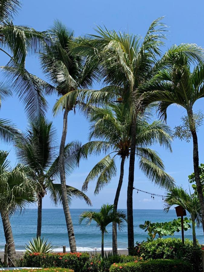 The Backyard Beachfront Hotel Jaco Exterior photo